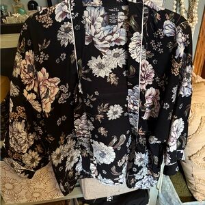 3/$15 Black and Floral Shrug Wrap size s/m